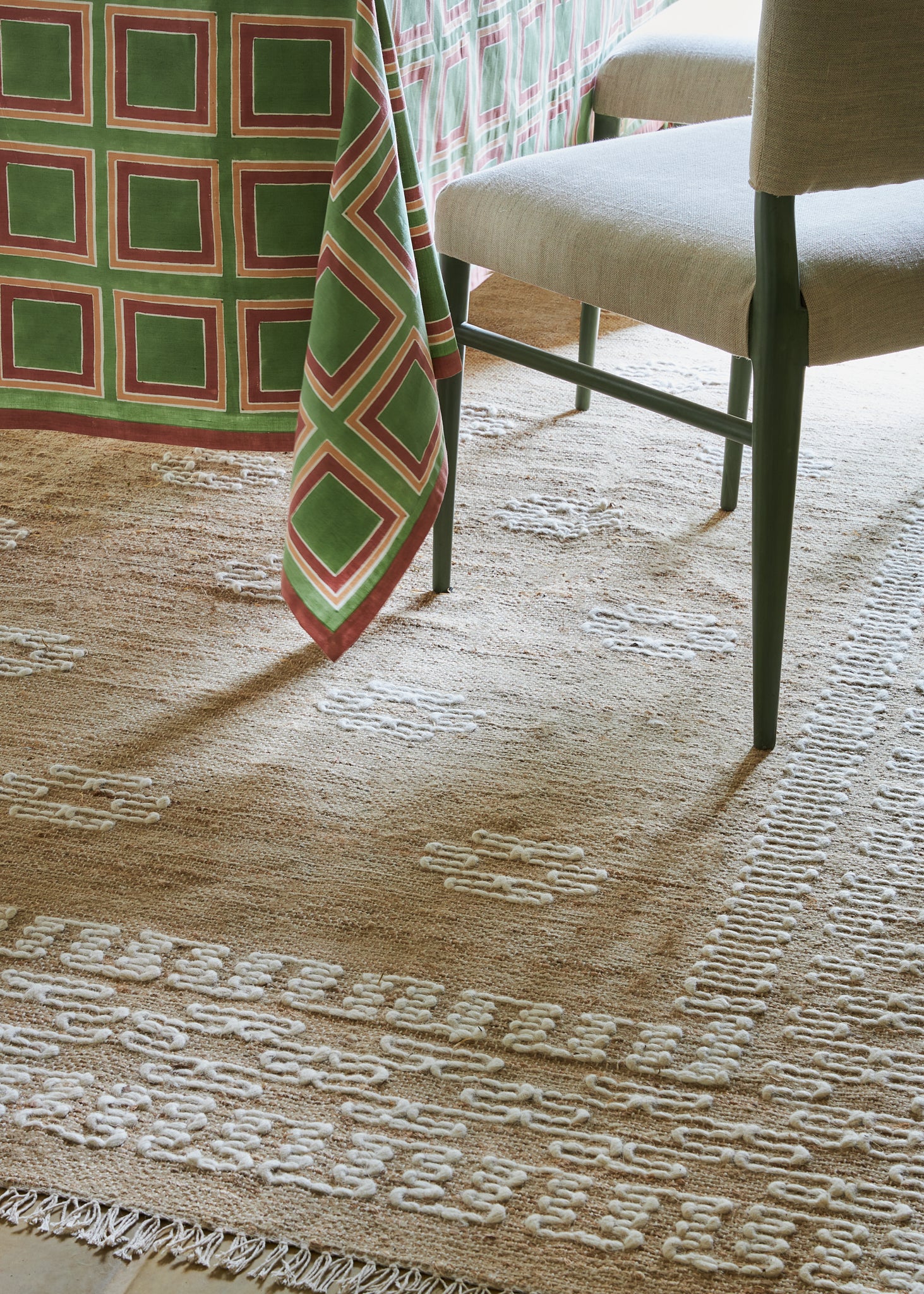 Green Tulip Suzani Rug Bedroom