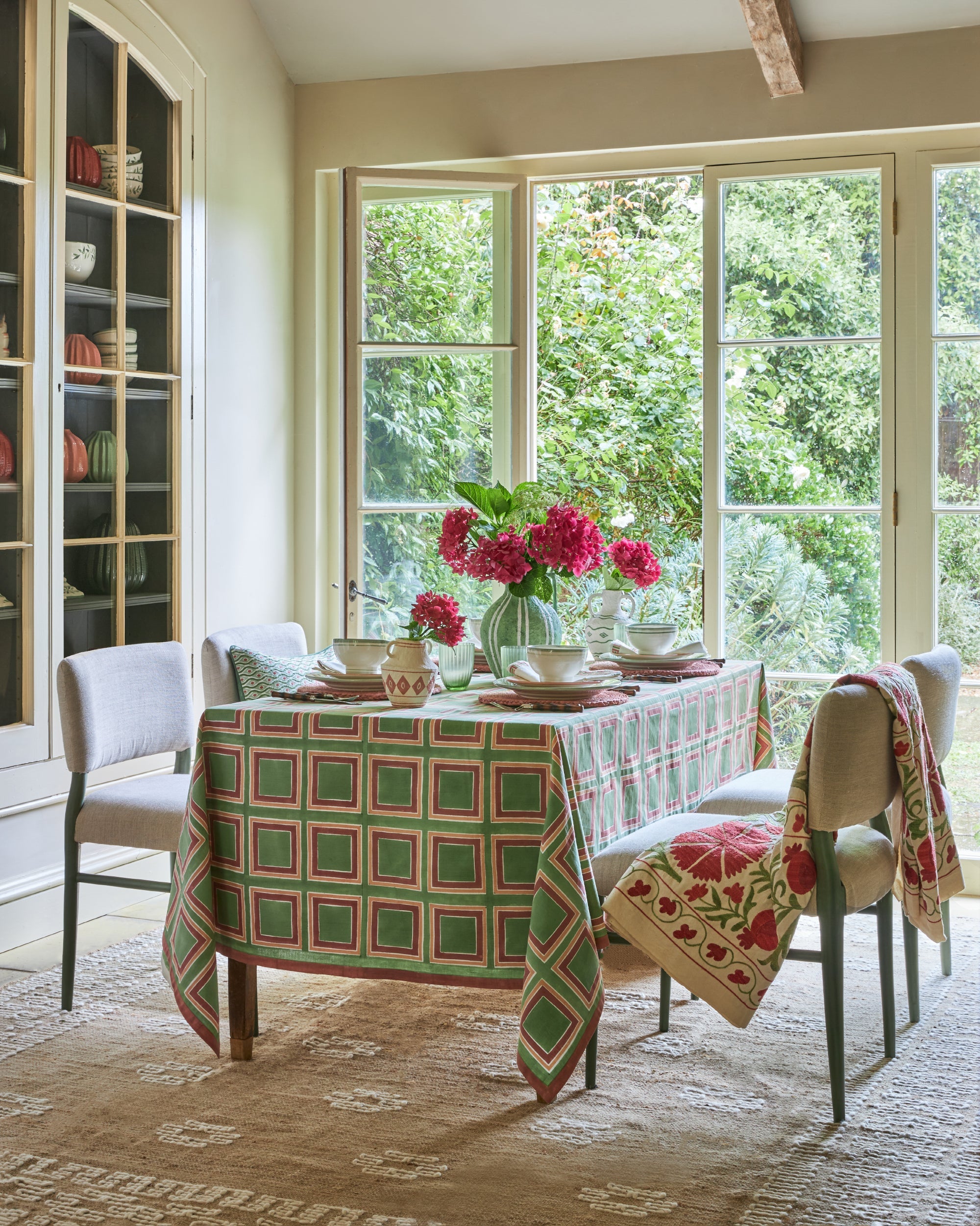 Cucito Stitched Jute Rug - Large (250cm x 300cm)