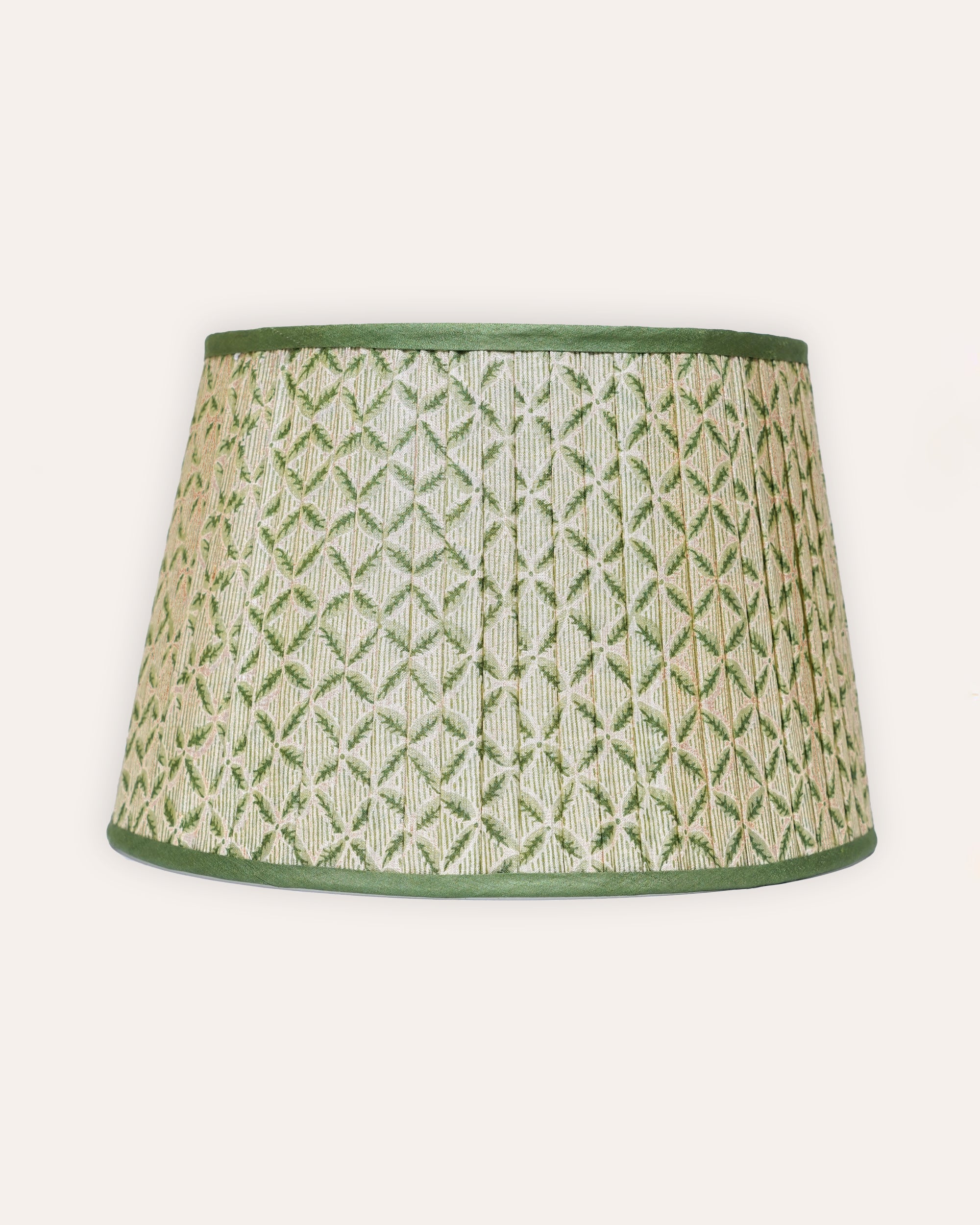 Trellis Pleated Silk Single Band Lampshade - Green