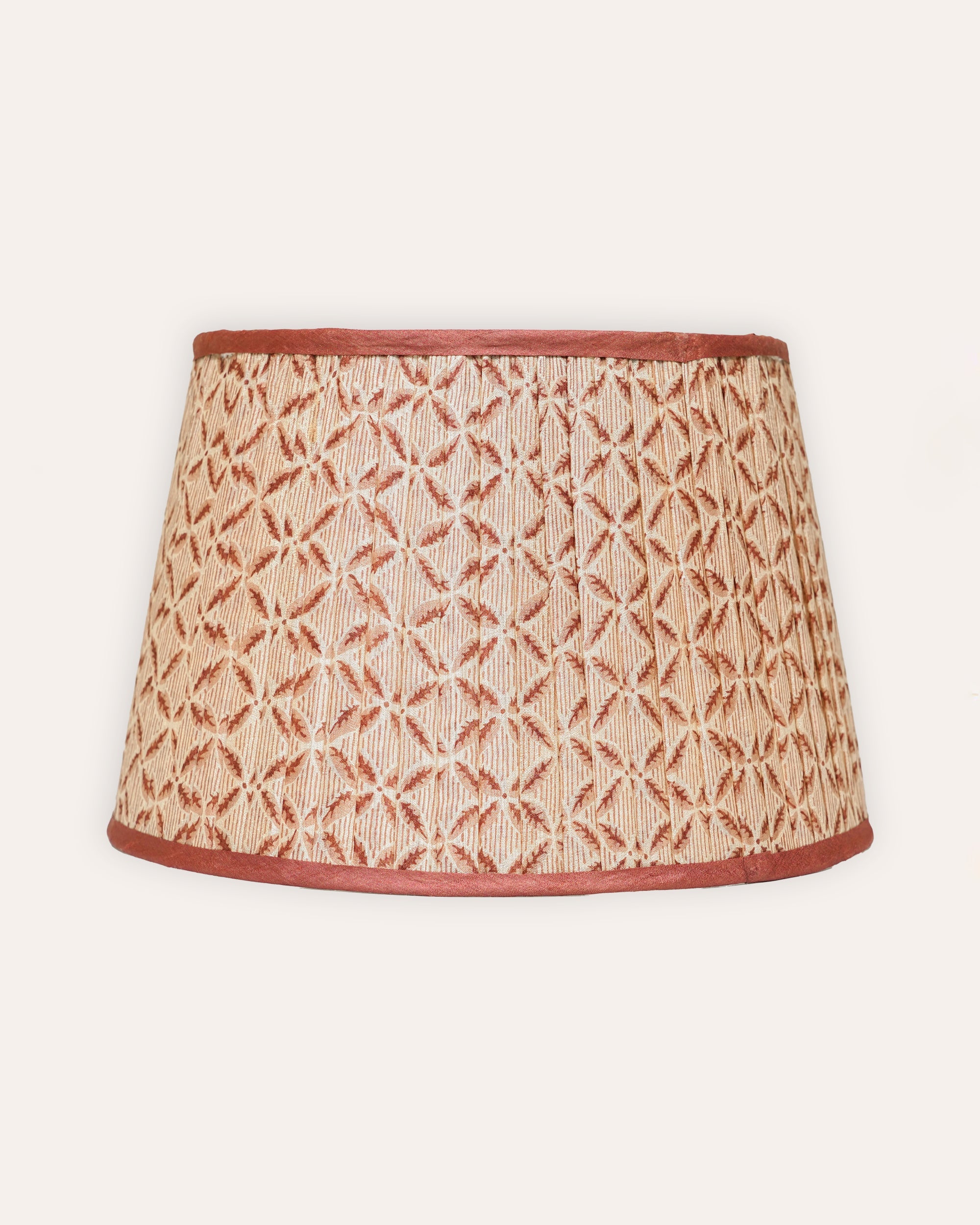 Trellis Pleated Silk Single Band Lampshade - Pink