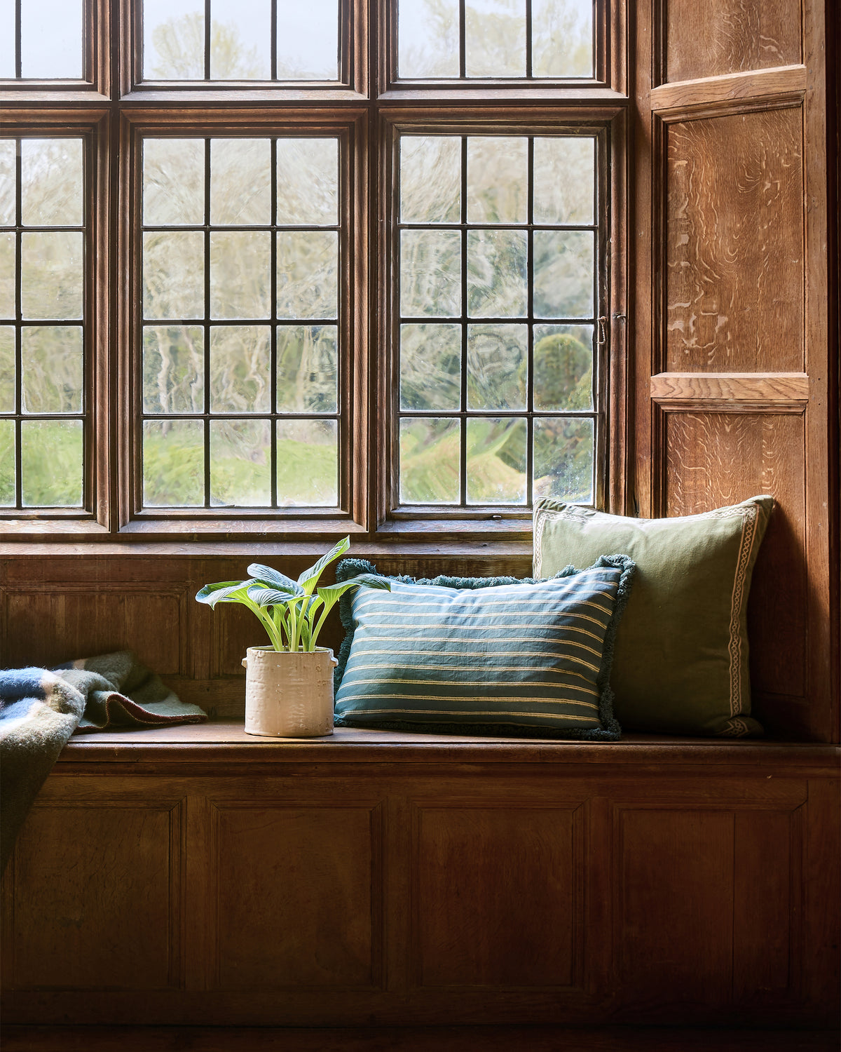 Shisho Square Embroidered Velvet Cushion - Forest Green