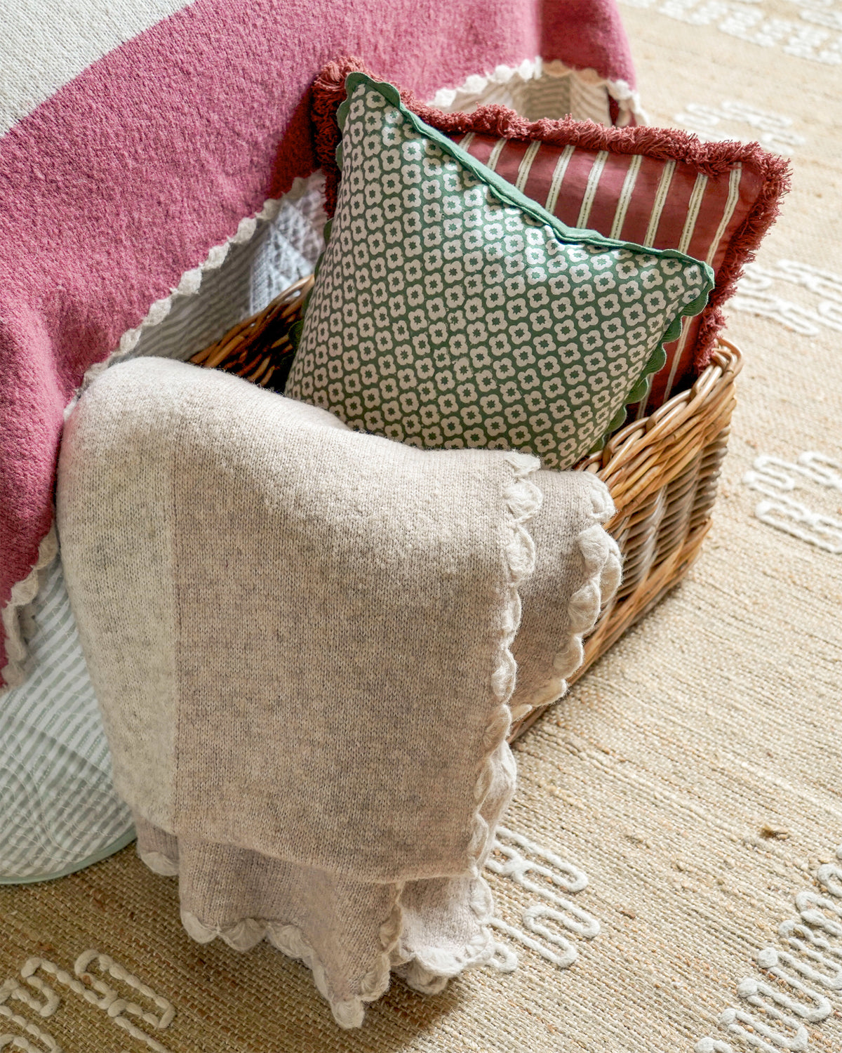 Bordered Knitted Throw - Taupe