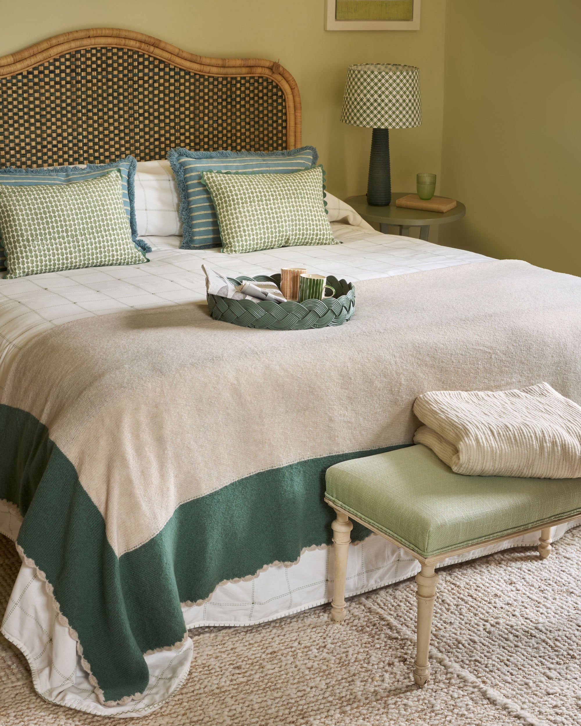 Bordered Knitted Throw - Green