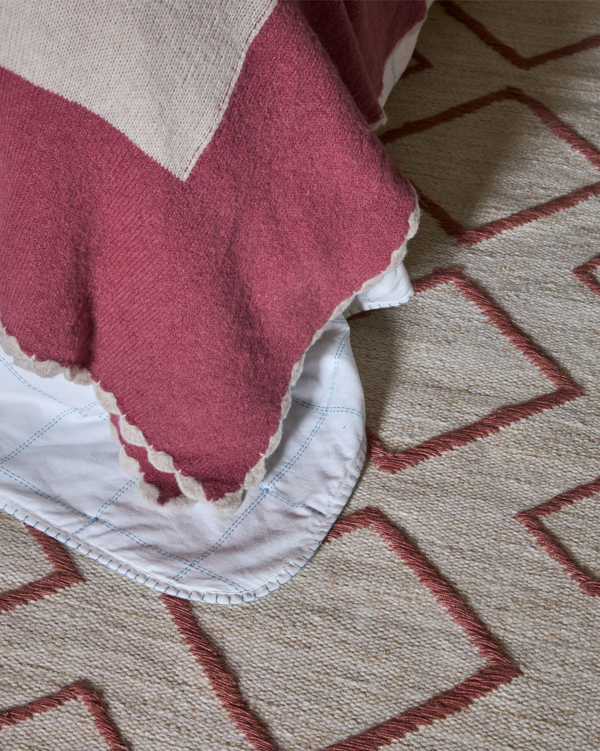 Rhombus Rug - Pink