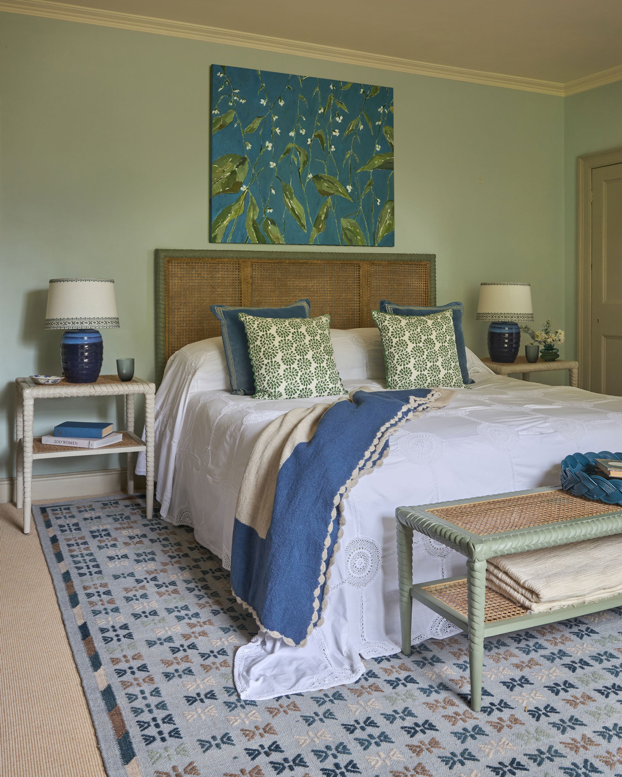 Bordered Knitted Throw - Blue