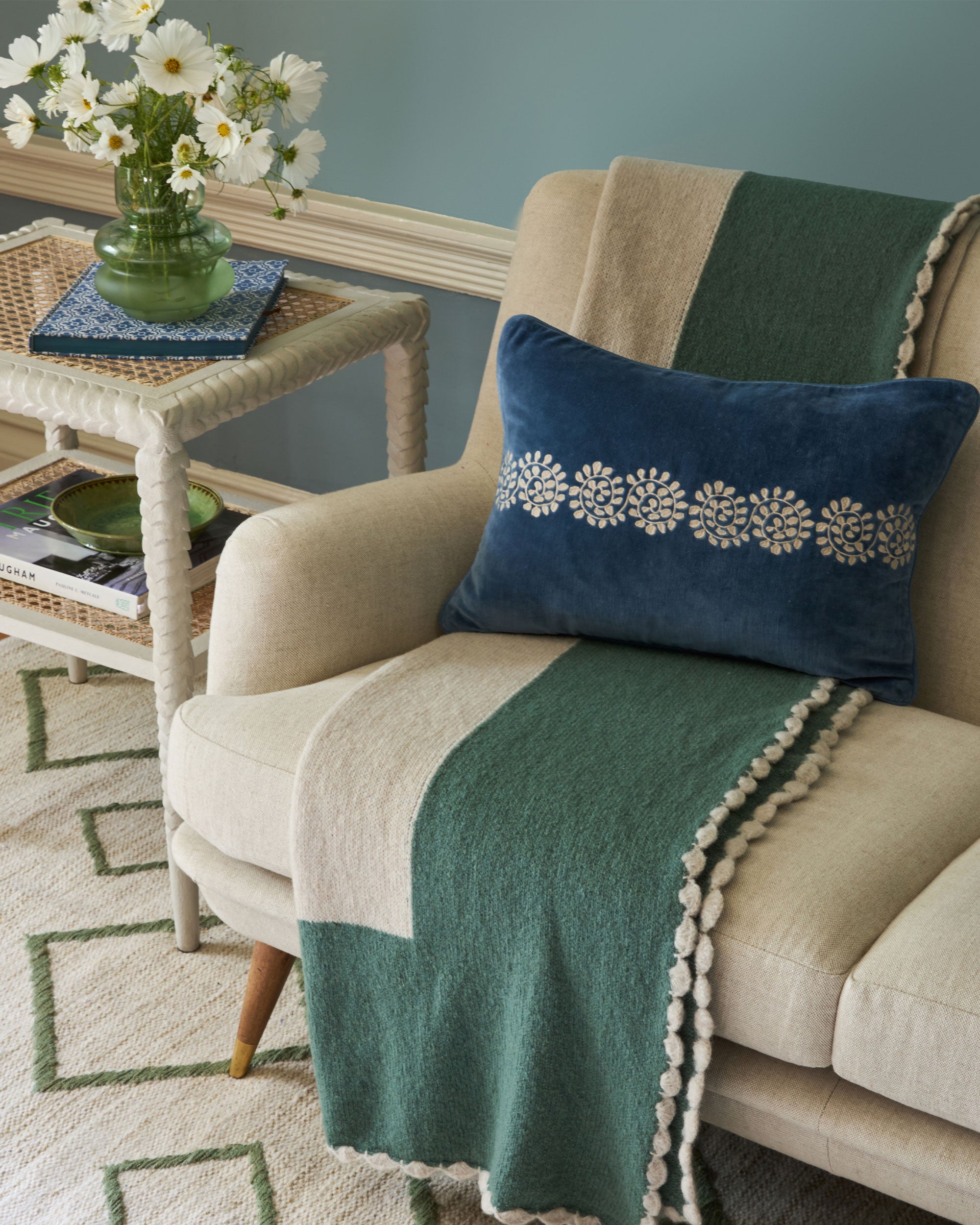 Bordered Knitted Throw - Green