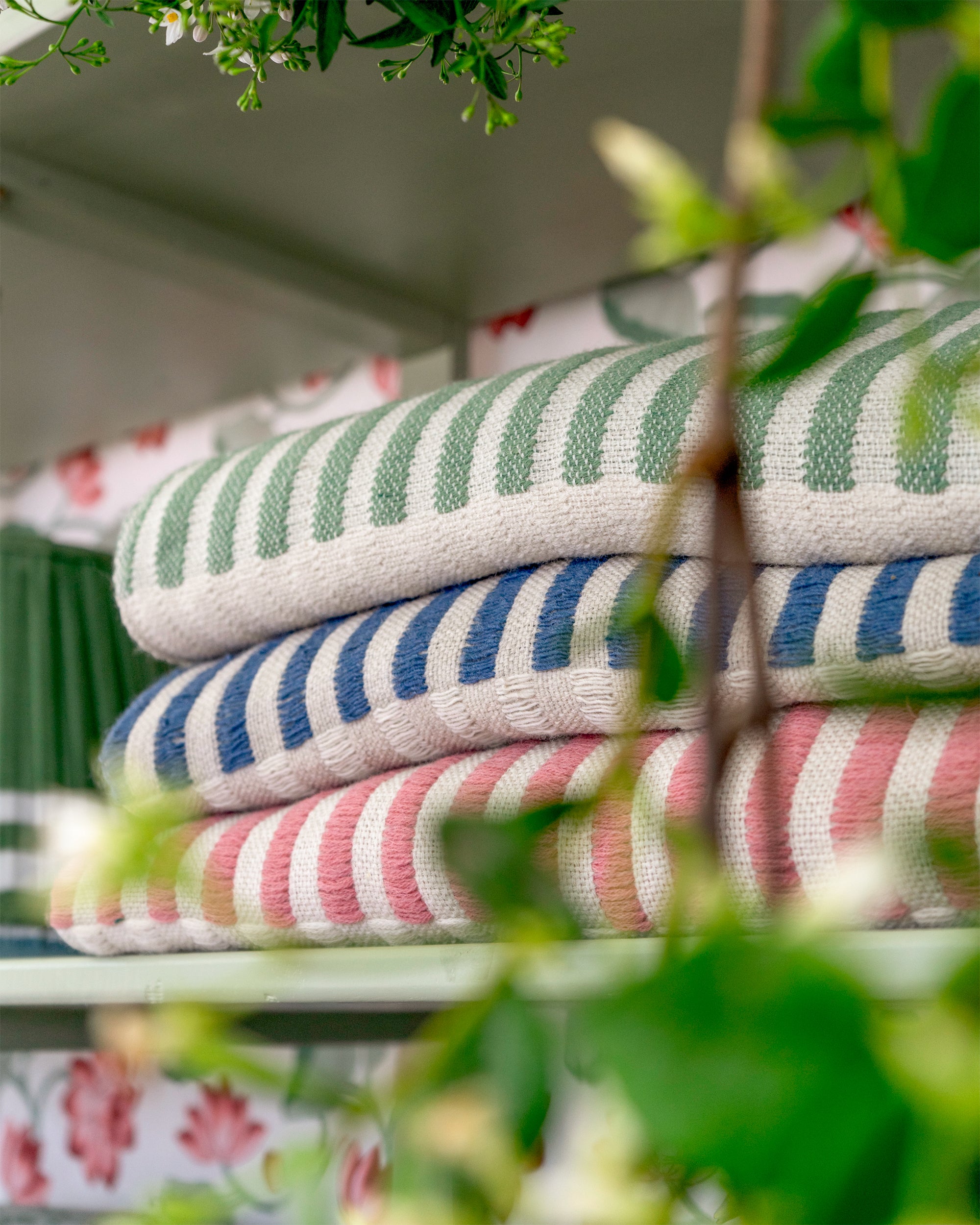 Dopatti Woven Throw - Green