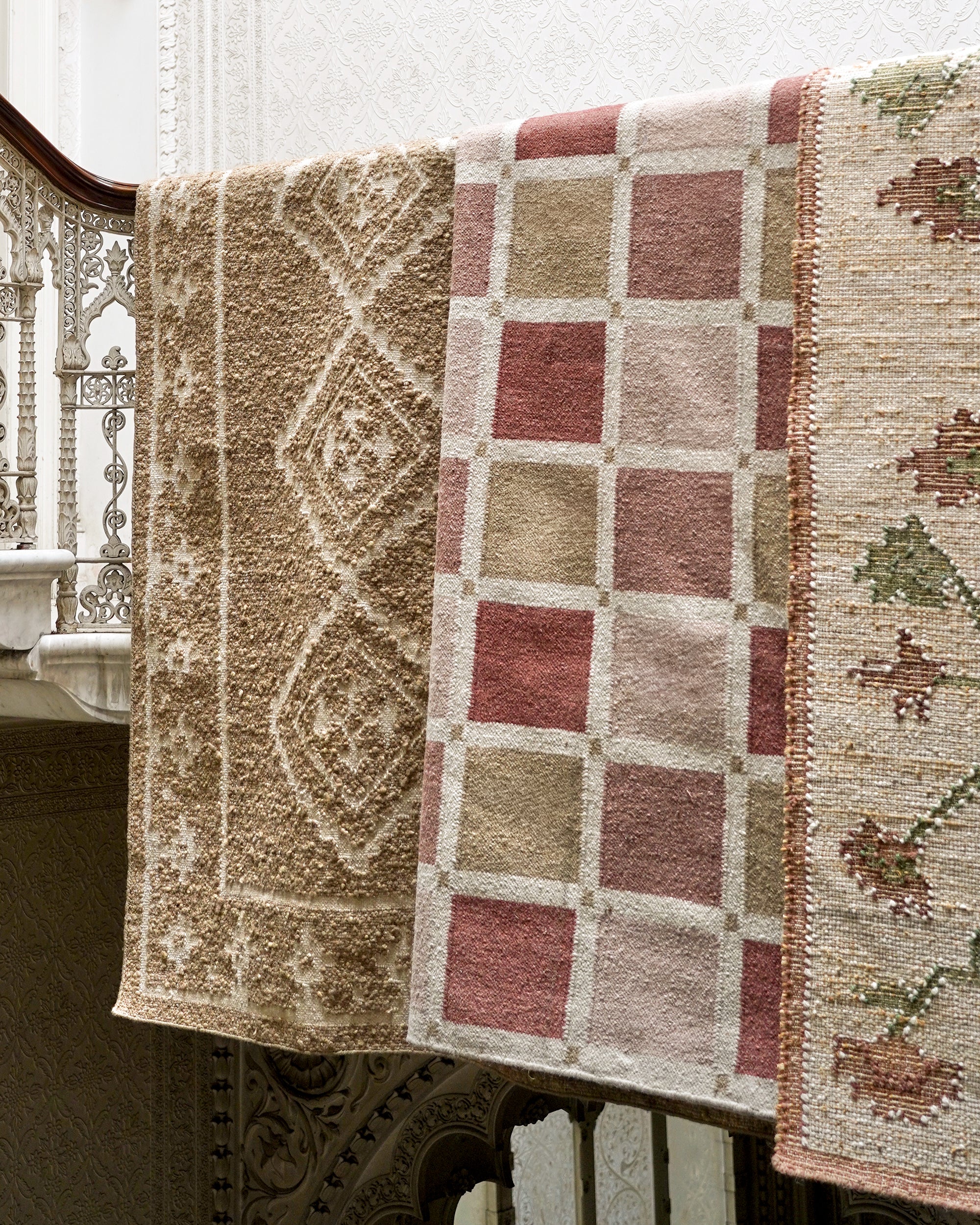 Shatranj Flatweave Rug - Red and Pink
