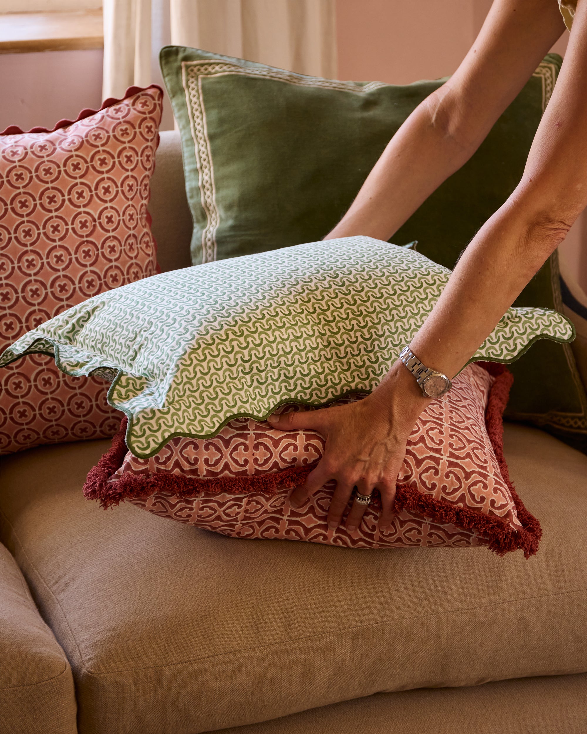 Teja Scalloped Block Print Cushion - Green