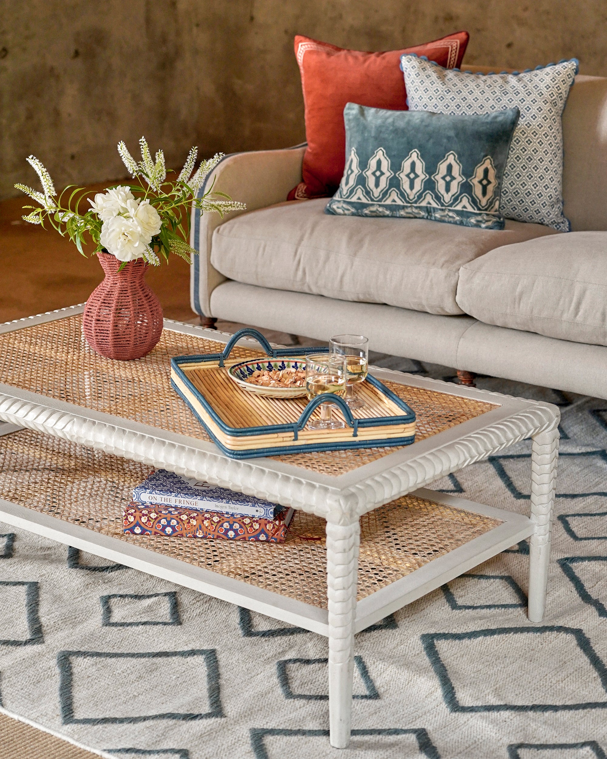 Small String Vase - Pink