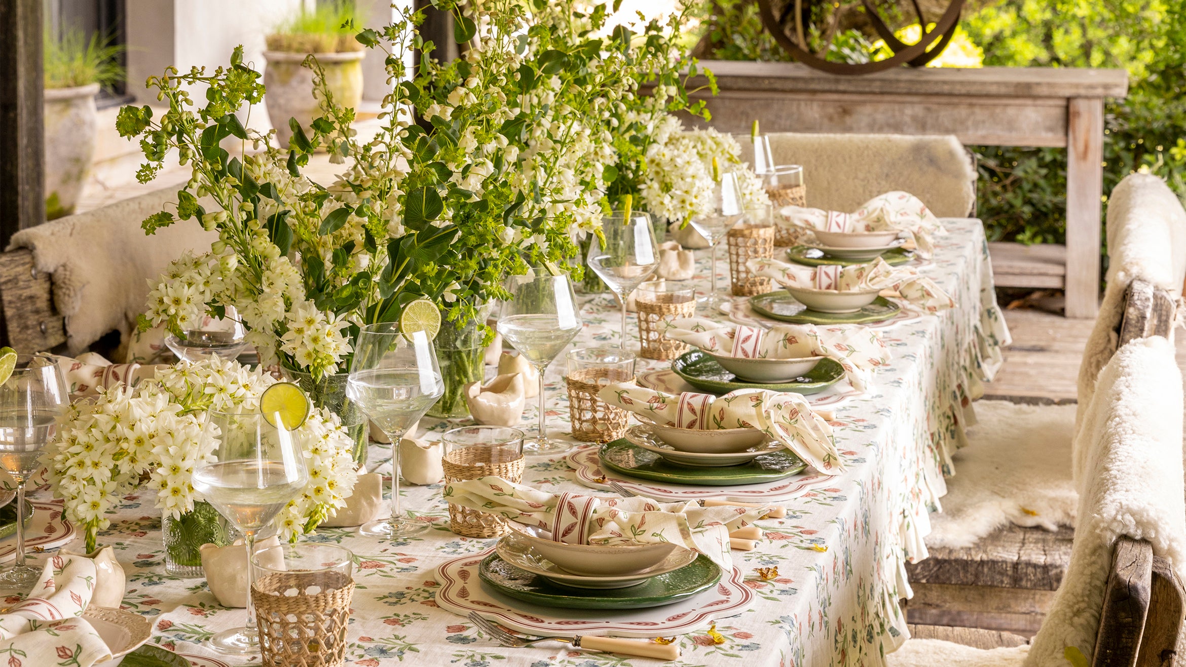 Hannah Sandling's Mother's Day tablescaping tips