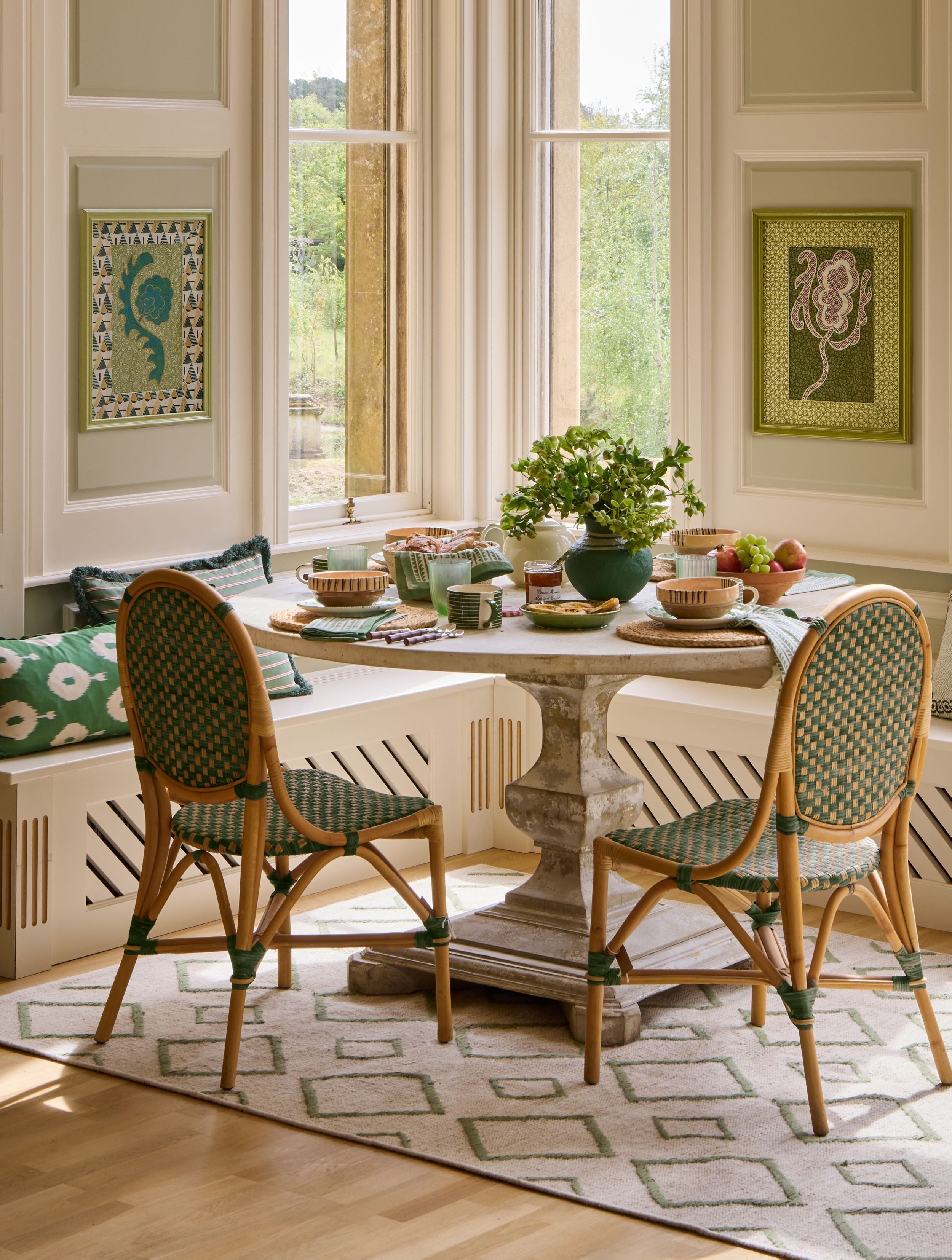 Styling Antiques: Blending the Old with the New