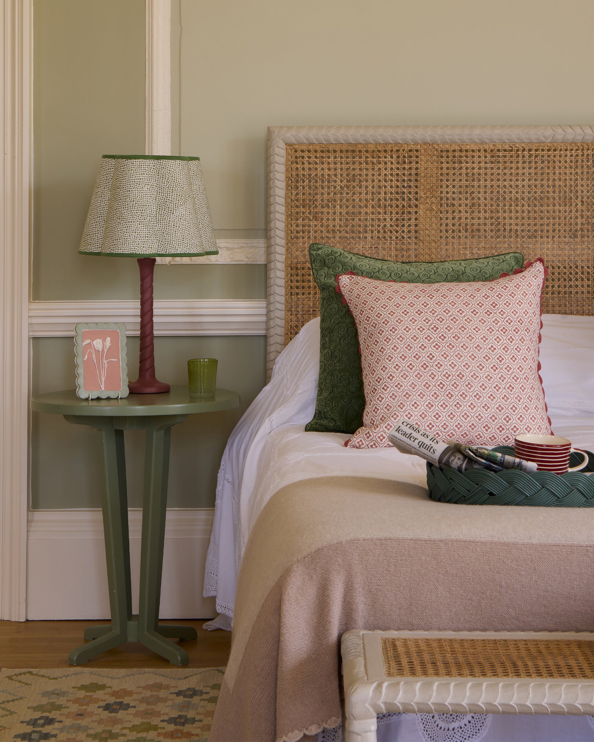 Wensum Circular Table - Sage Green