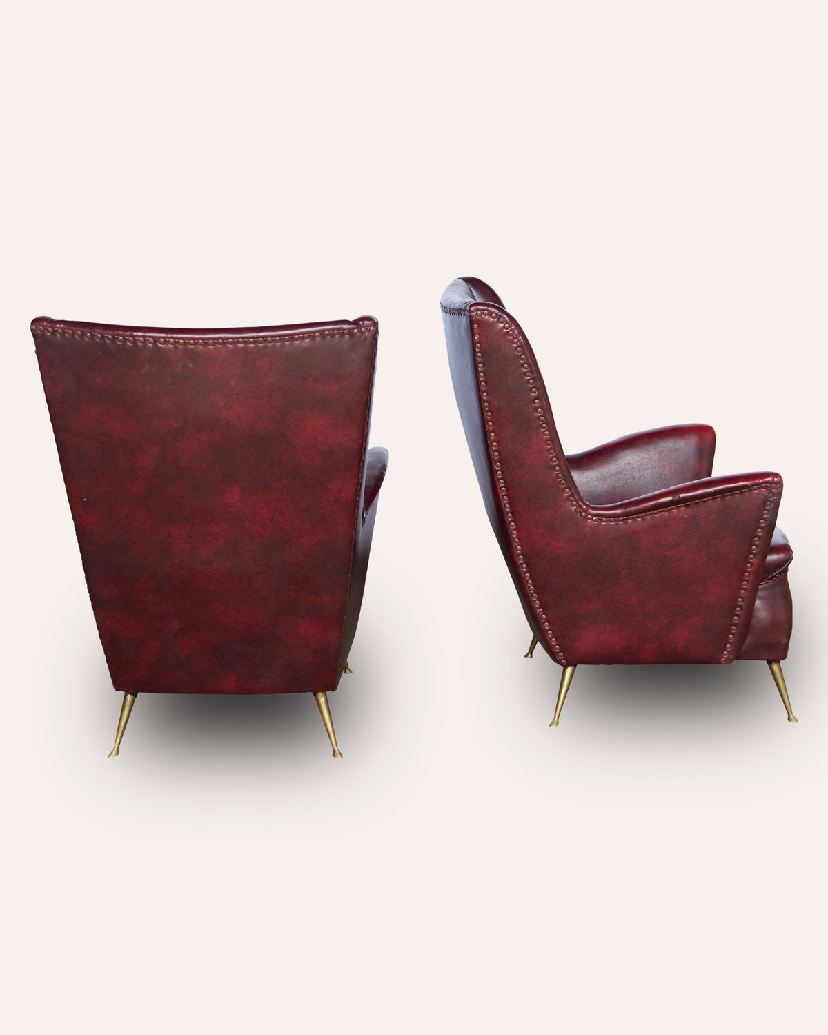 A stylish mid Century pair of chairs