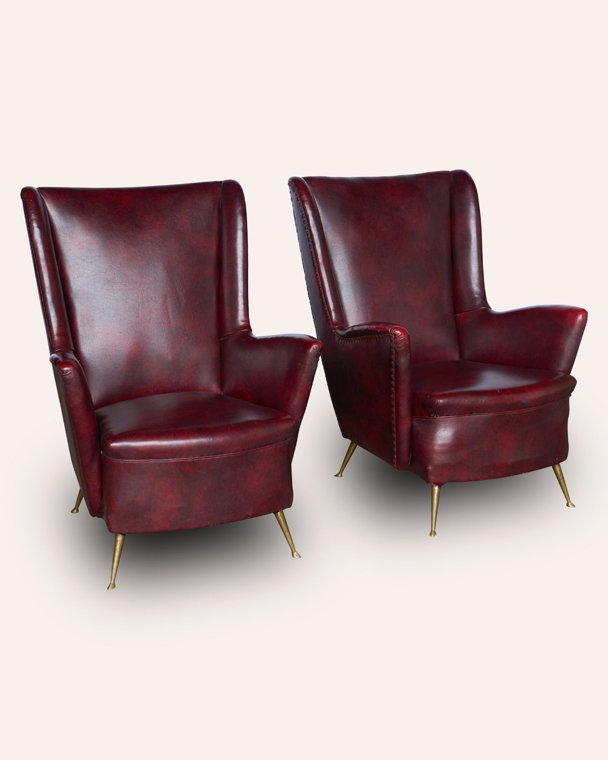 A stylish mid Century pair of chairs