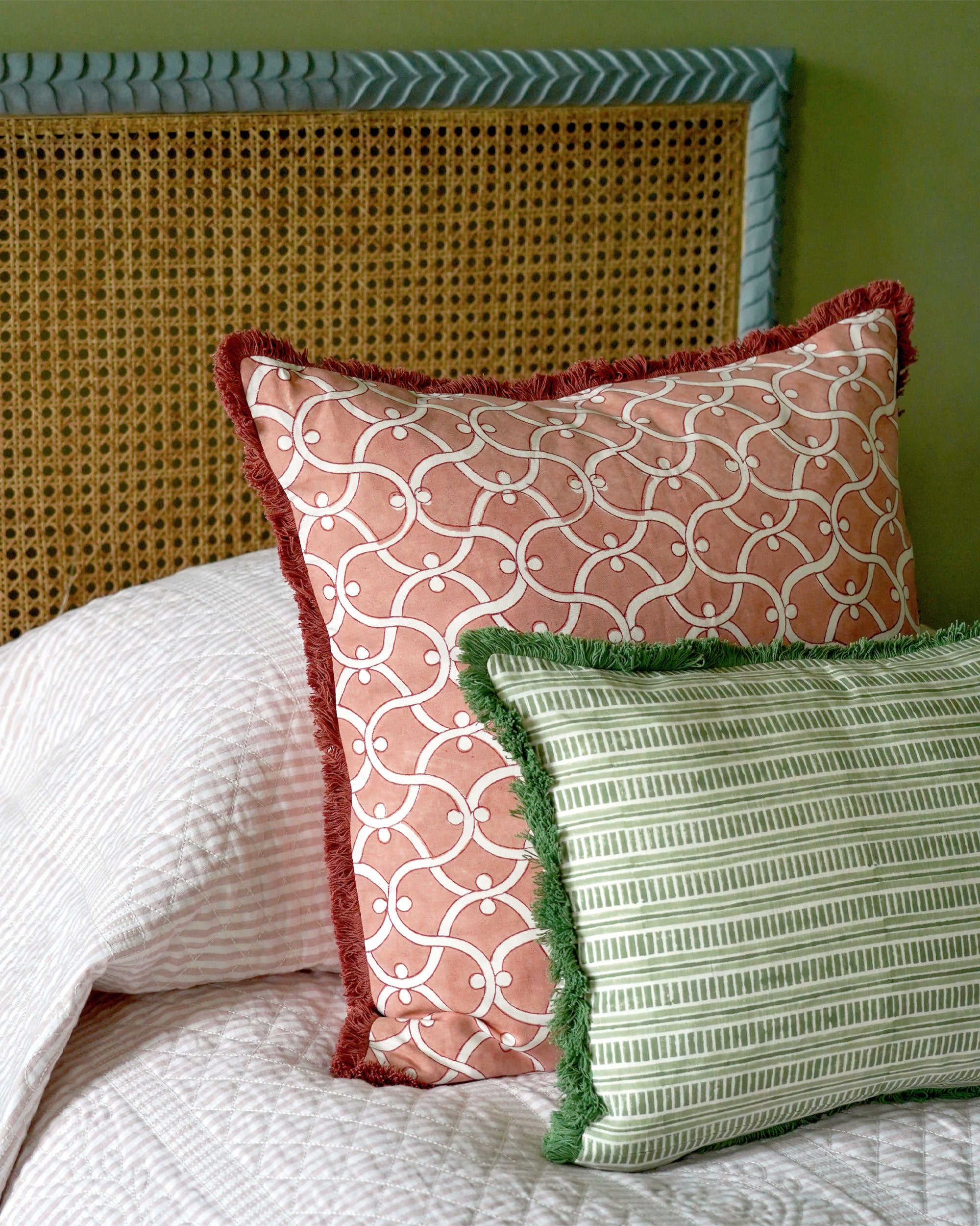 Ogee Block Printed Cushion - Pink