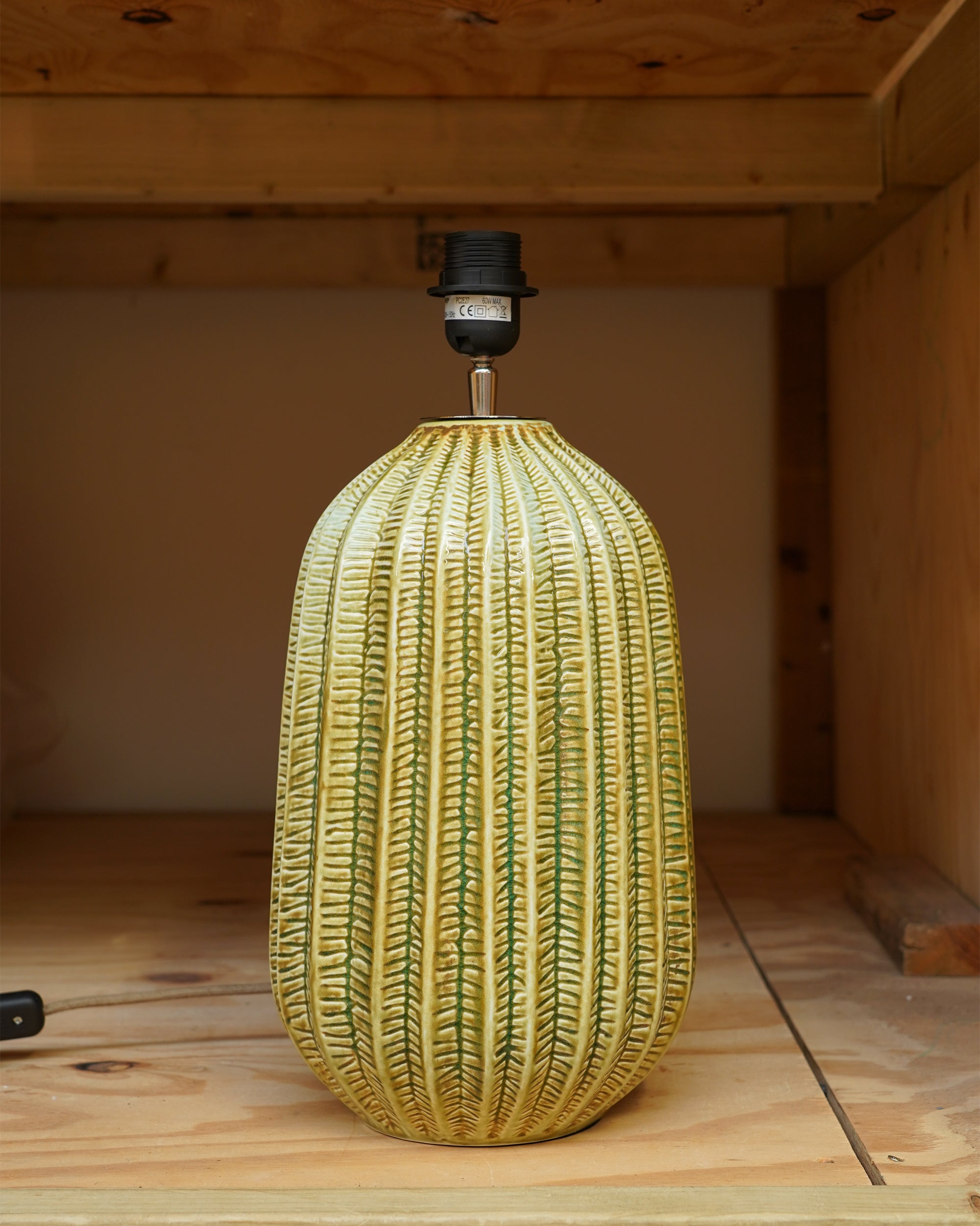 Shido Ceramic Lamp - Green