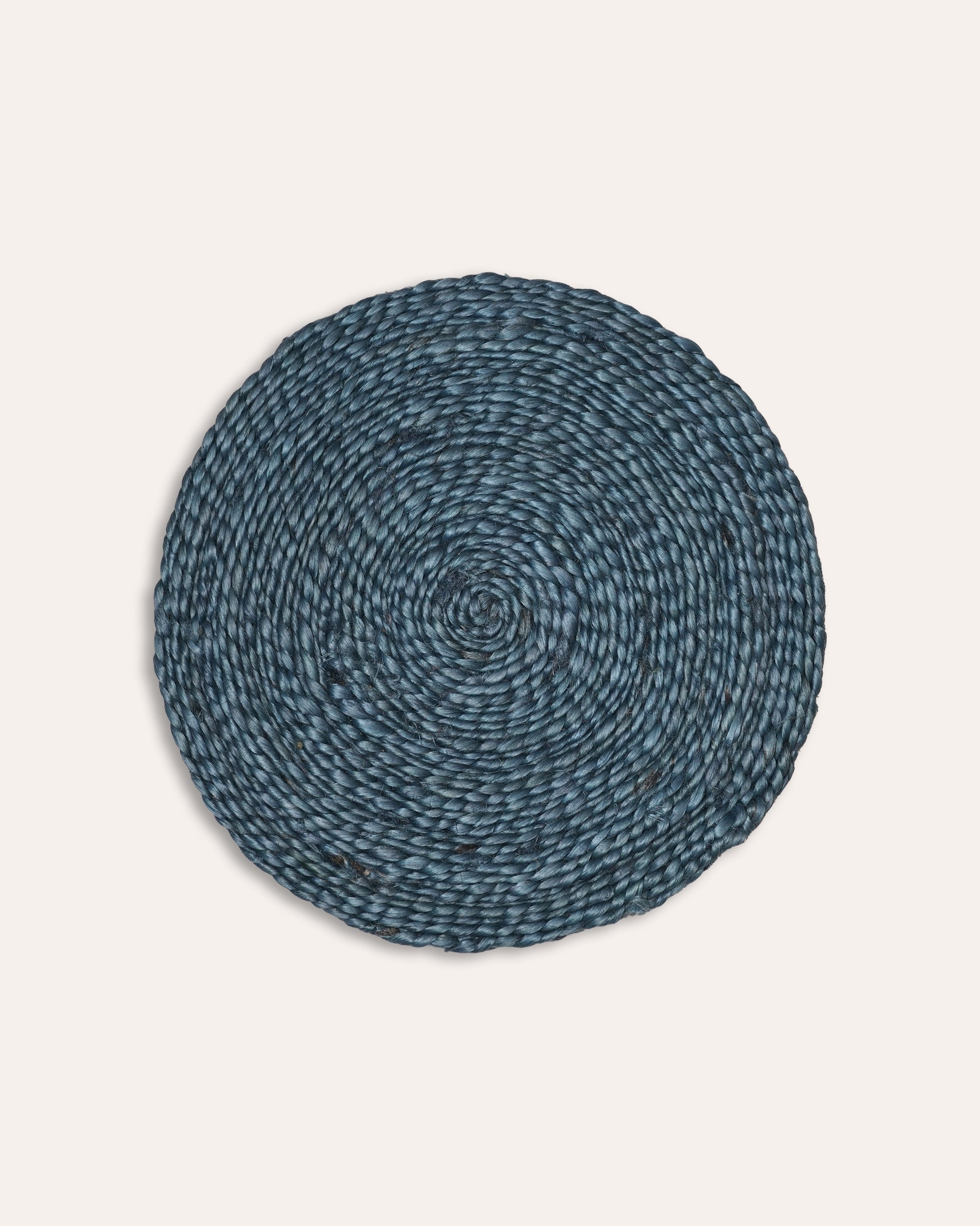 Single blue jute placemat