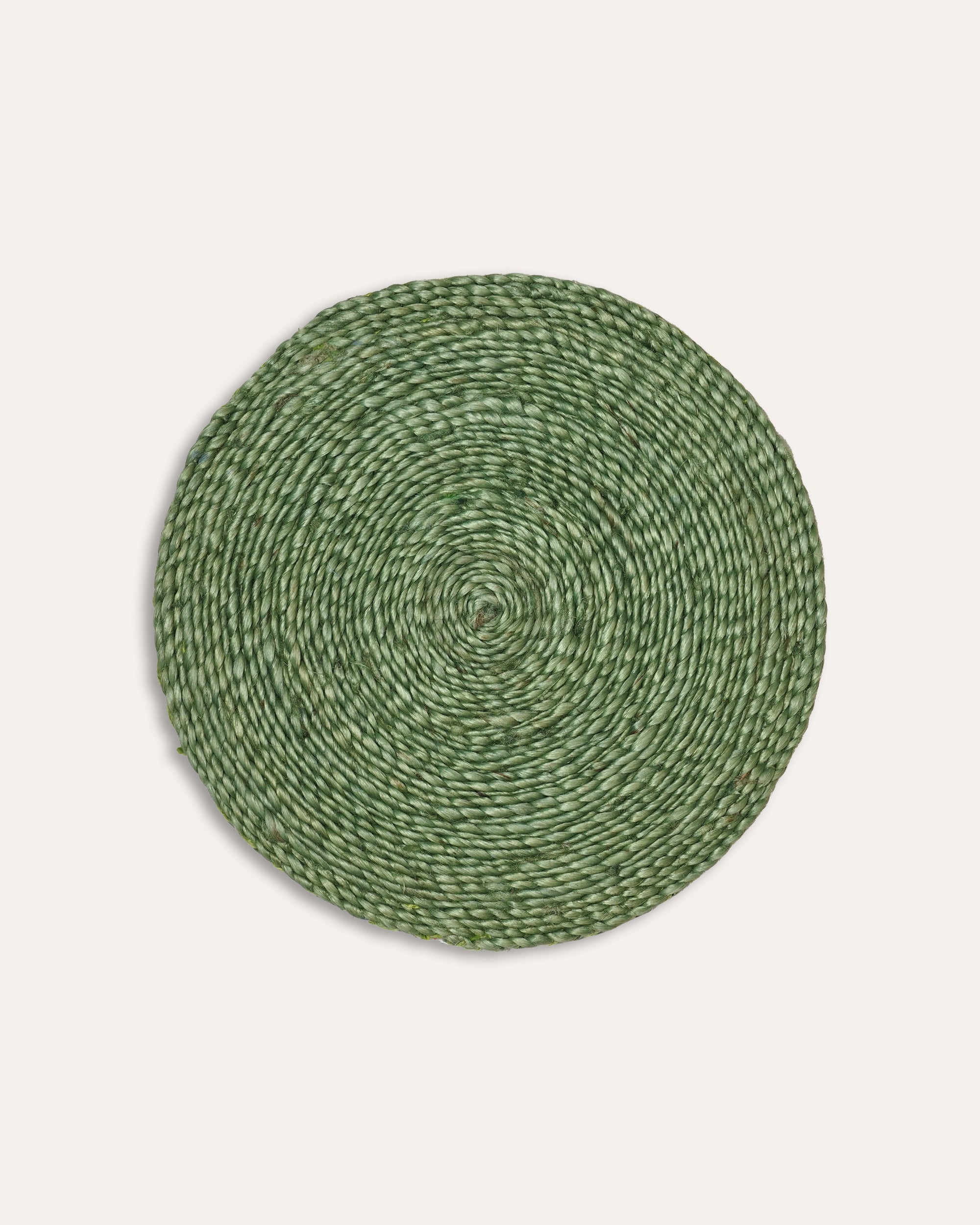 Single green jute placemat