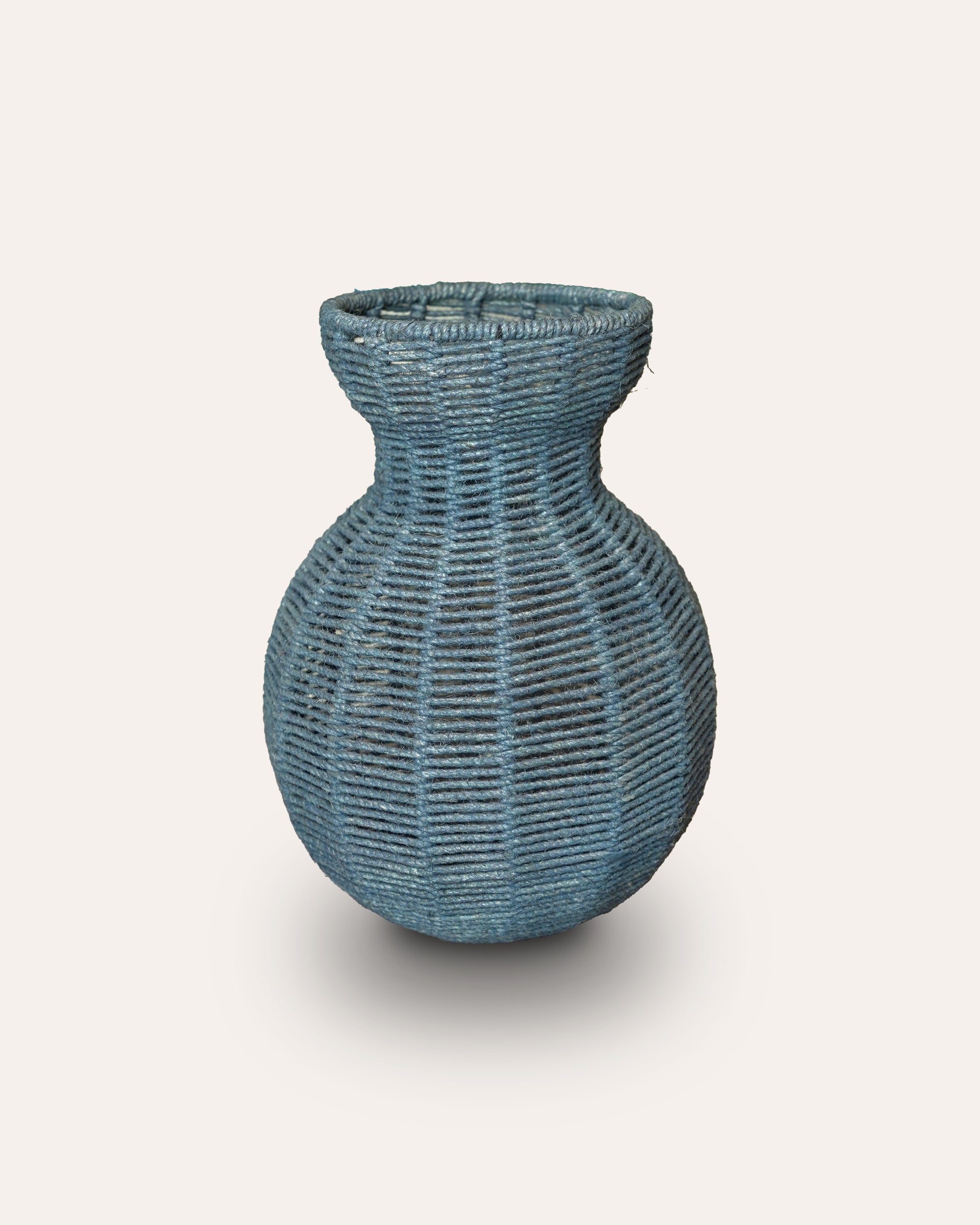 Blue jute string vases perfect for summer styling