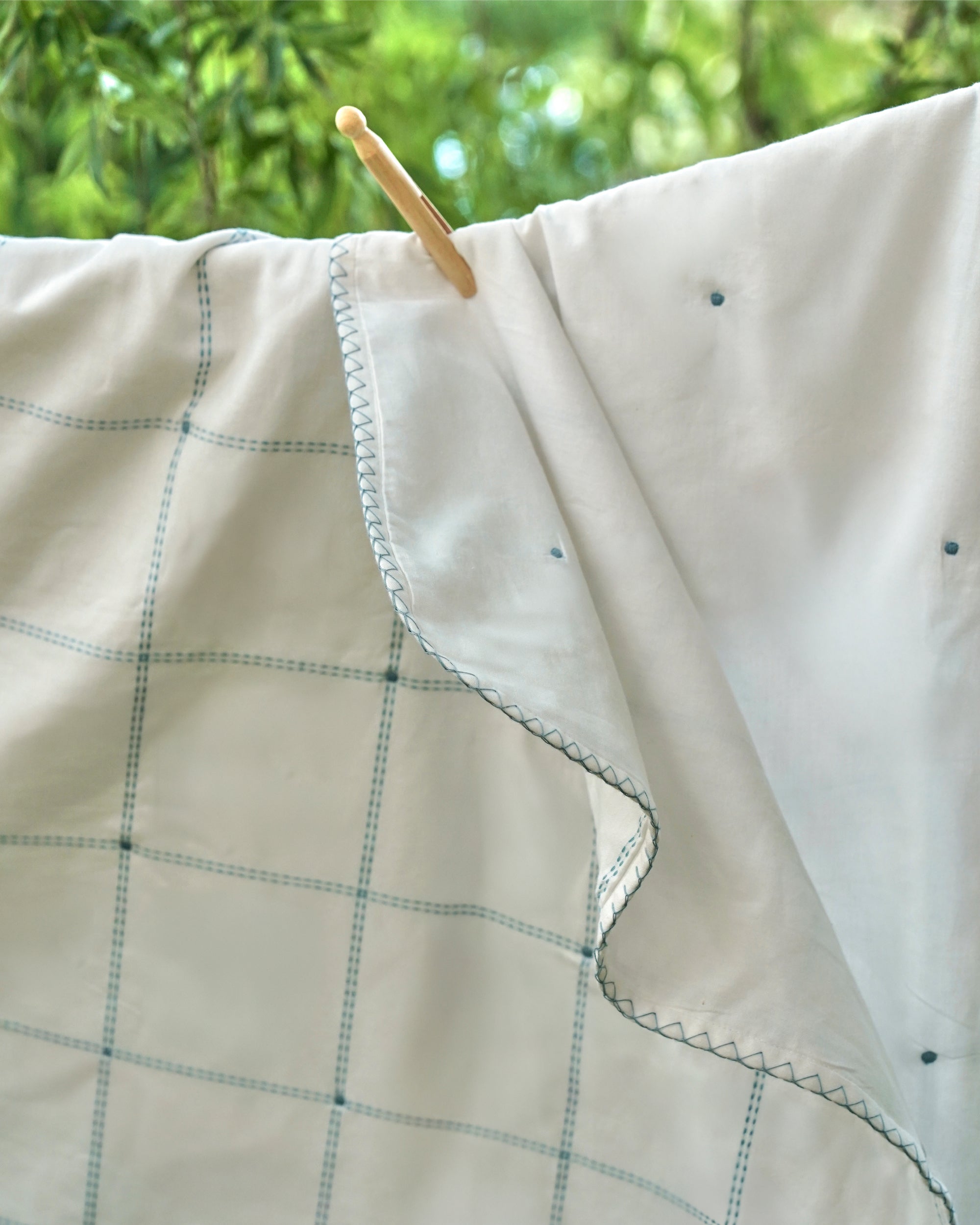 Quilted Squares Bedspread - Blue